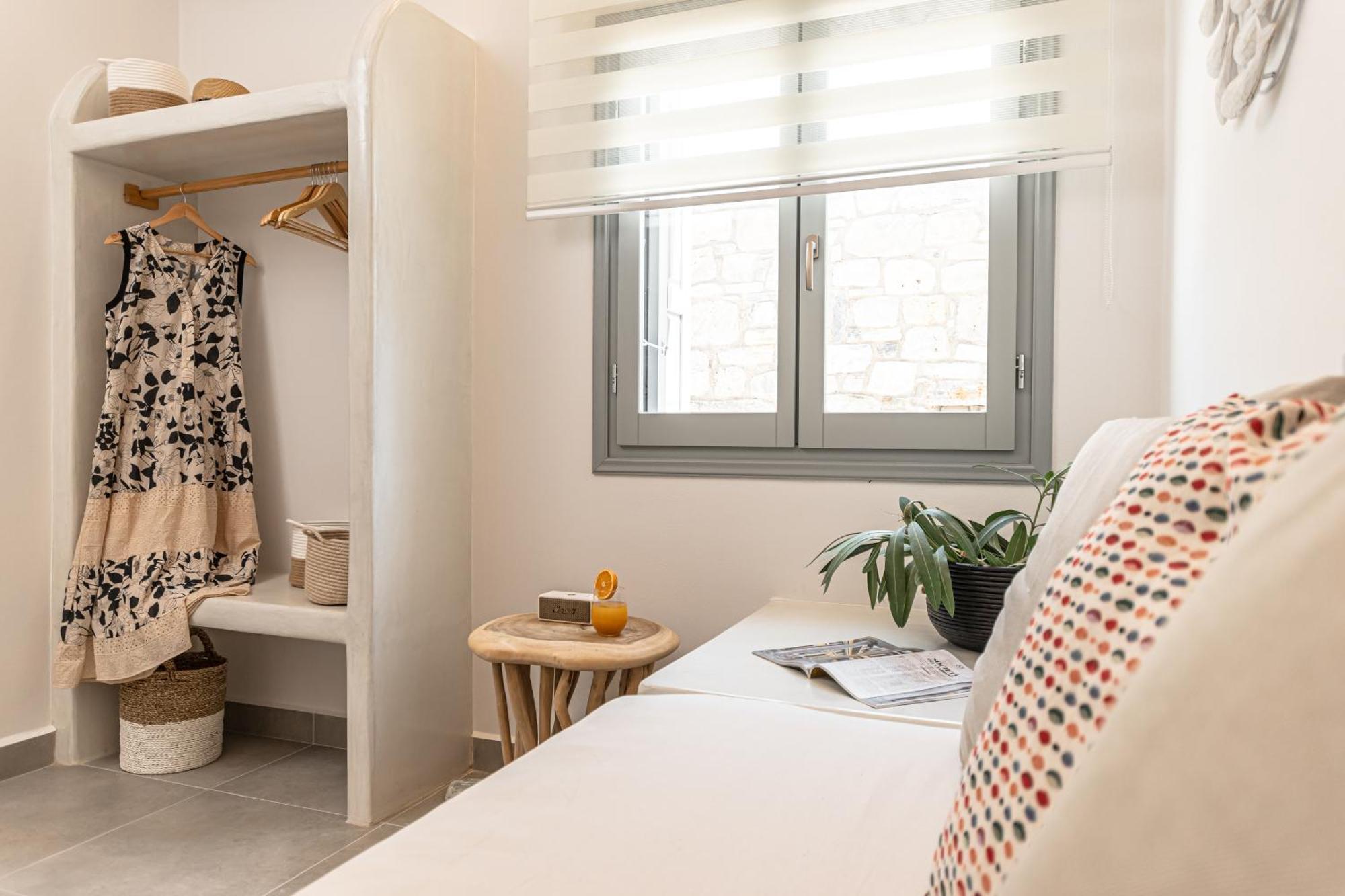 Porto Dema Luxury Suites Đảo Skhoinoussa Ngoại thất bức ảnh