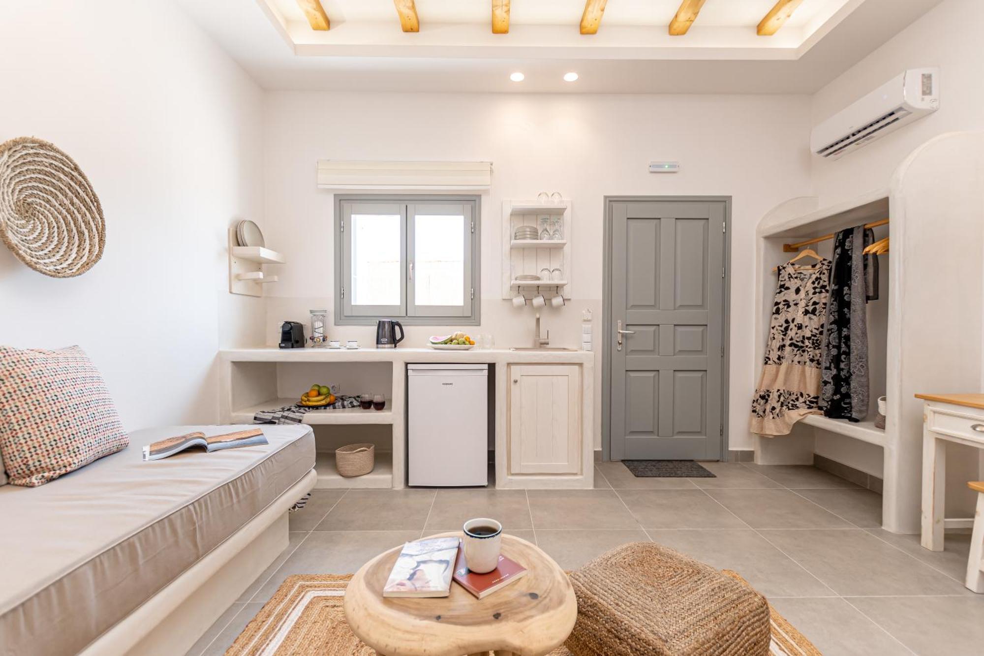 Porto Dema Luxury Suites Đảo Skhoinoussa Ngoại thất bức ảnh