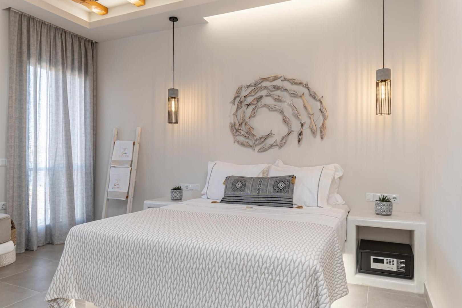 Porto Dema Luxury Suites Đảo Skhoinoussa Ngoại thất bức ảnh
