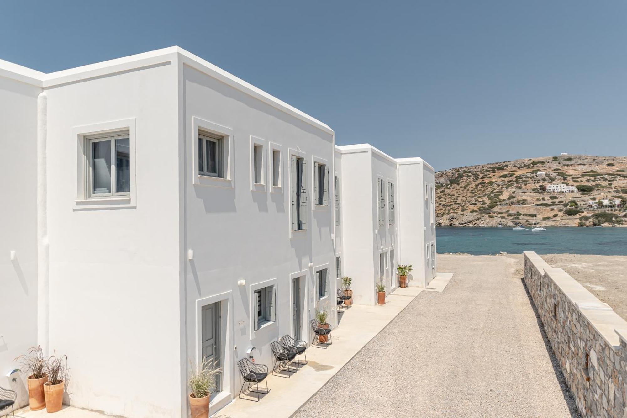 Porto Dema Luxury Suites Đảo Skhoinoussa Ngoại thất bức ảnh