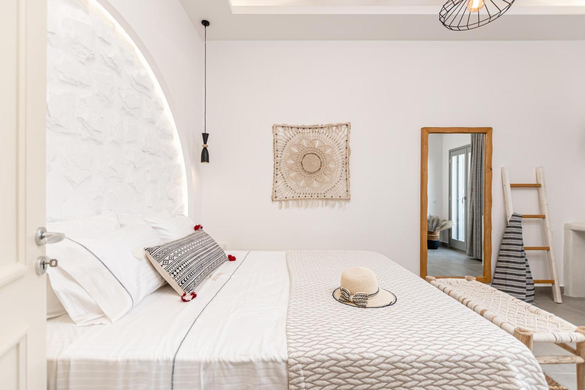 Porto Dema Luxury Suites Đảo Skhoinoussa Ngoại thất bức ảnh