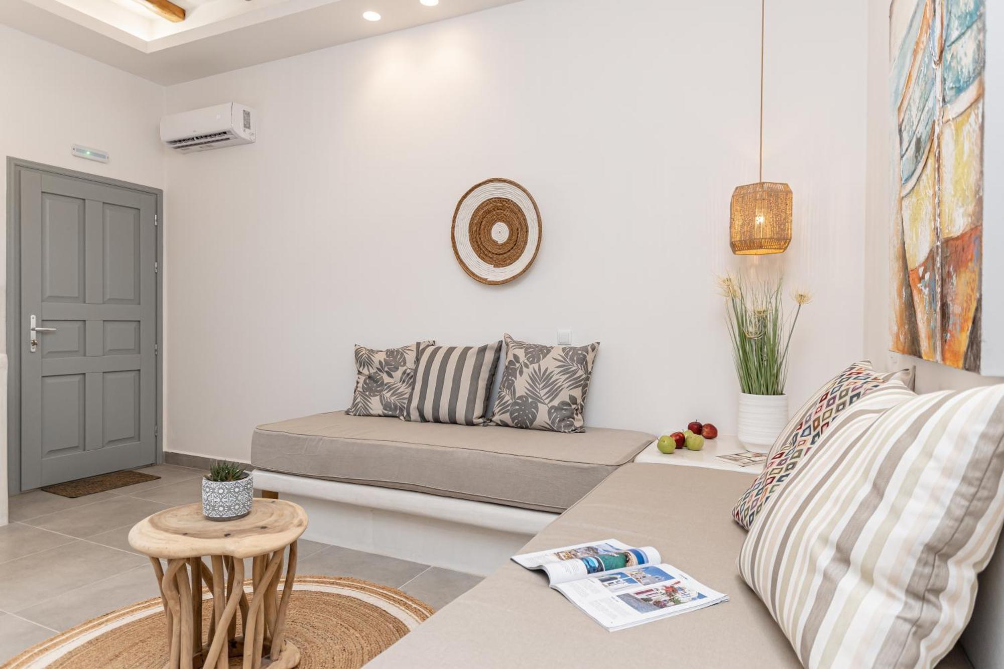 Porto Dema Luxury Suites Đảo Skhoinoussa Ngoại thất bức ảnh