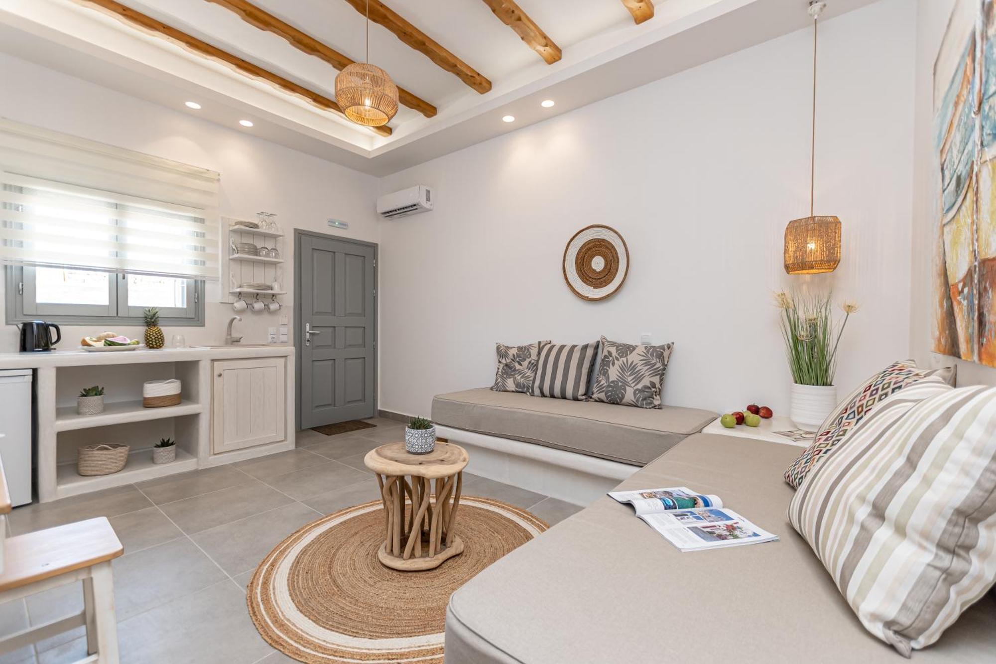 Porto Dema Luxury Suites Đảo Skhoinoussa Ngoại thất bức ảnh