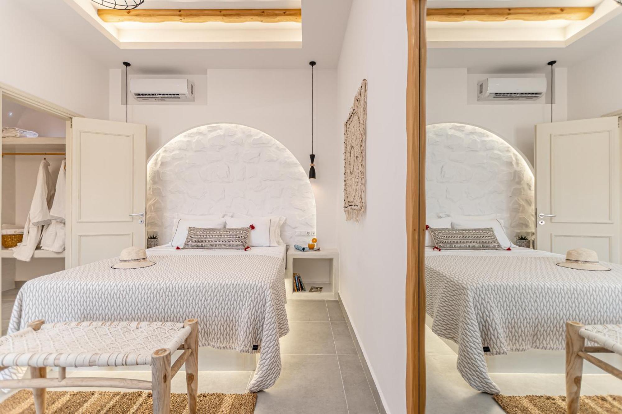 Porto Dema Luxury Suites Đảo Skhoinoussa Ngoại thất bức ảnh